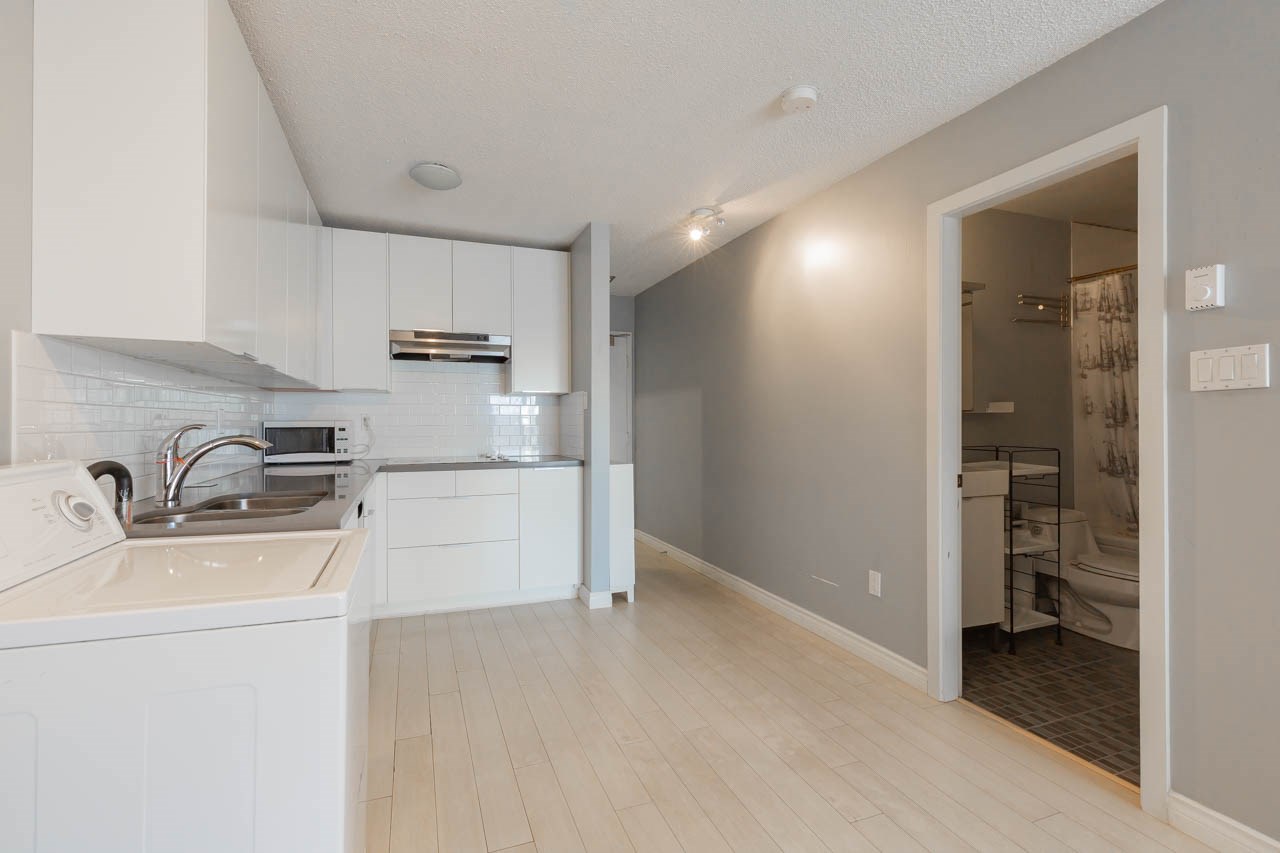 6931 Cooney Road - 301
