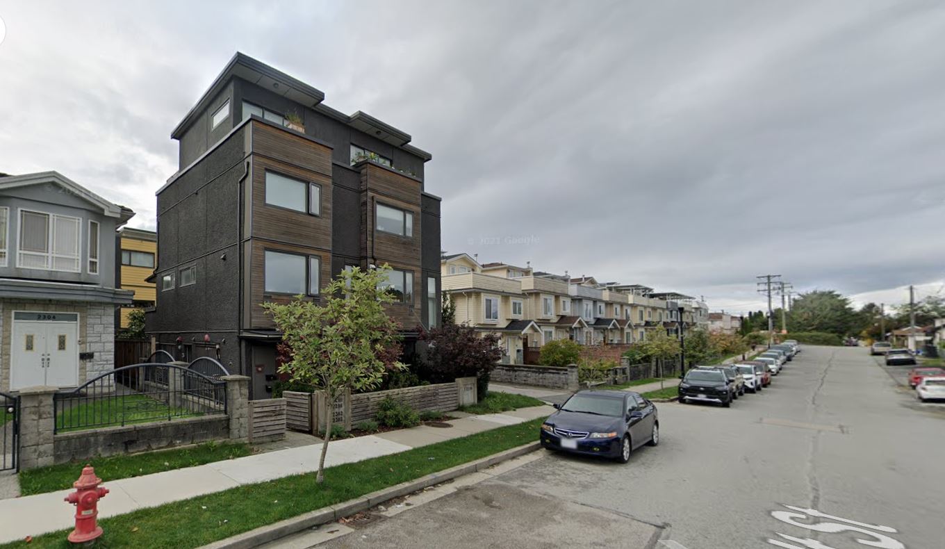 3-2298 Galt ST