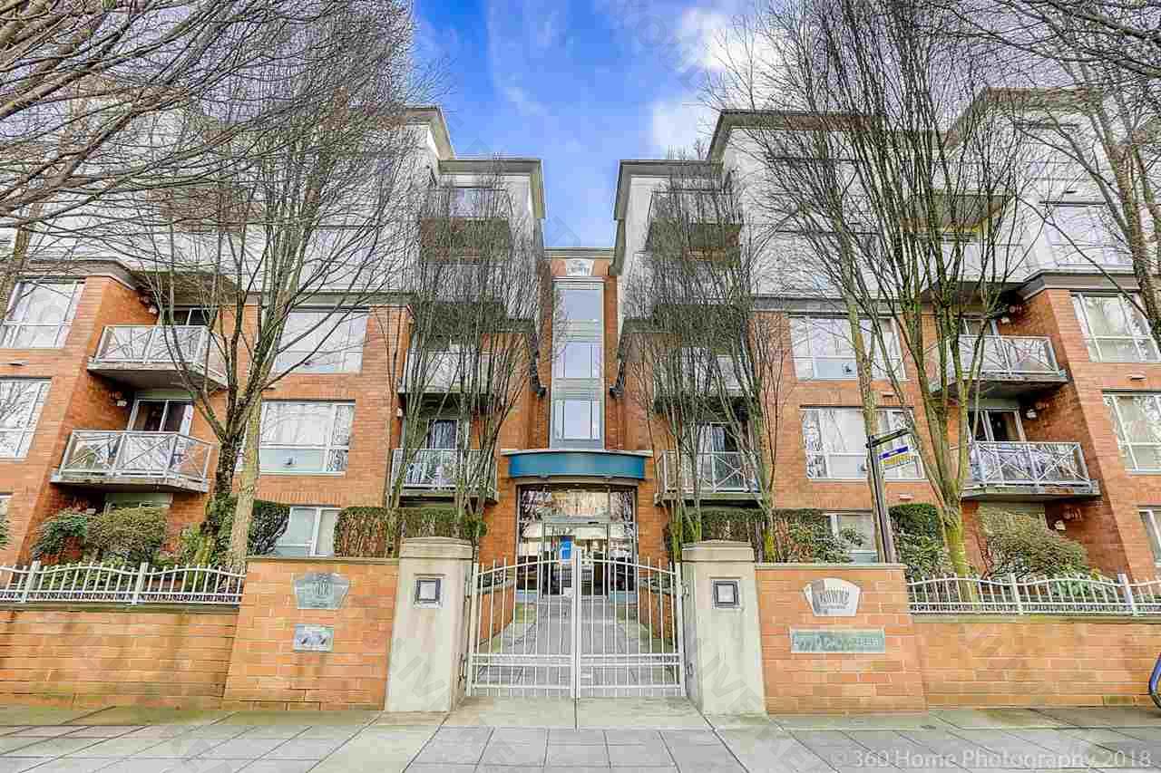 5770 Oak Street